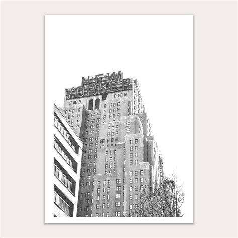 New Yorker Building - B&W - Κάντο Κορνίζα