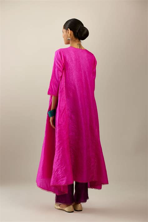 Buy - Fiji fuchsia hand crushed silk kurta set | Elan Store