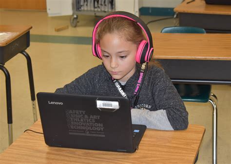 DOLPHIN BAY ELEMENTARY SCHOOL - BCPS SMART Futures