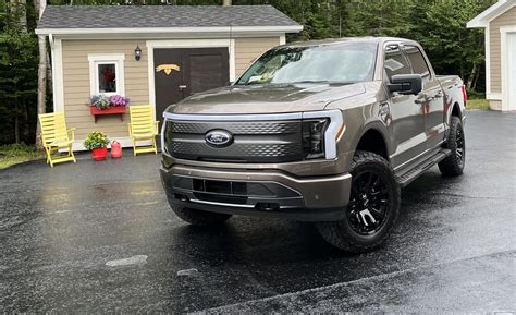 My Stone Gray XLT Lightning on 2" Rough Country leveling kit, 20" RTX ...