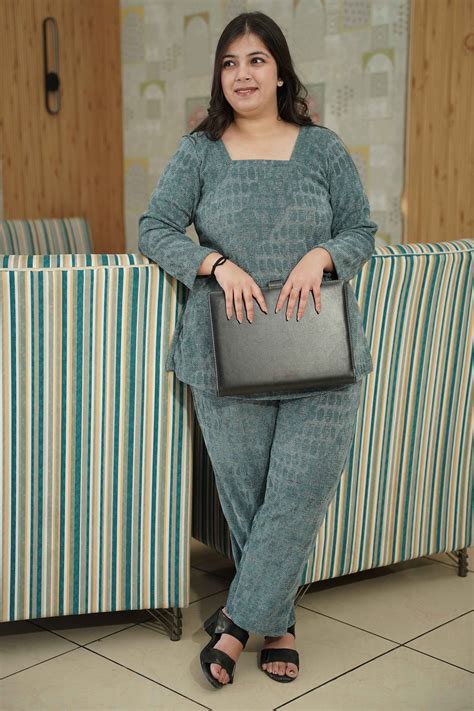 Buy Plus Size Muted Meadow Knitted Co-ord Set | Apella - The XS to 10XL ...