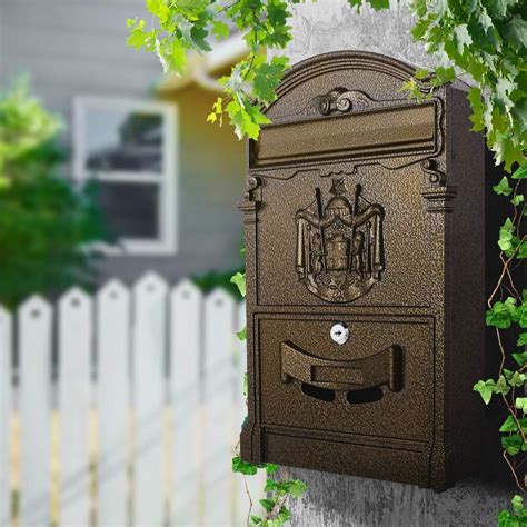 Wall Mounted Lockable Mailbox
