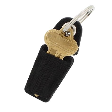 Felt Key Holder by Leef - Compact Organizer Keychain Accessory - Cool ...