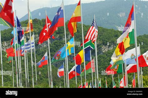 Coloured Flags 的图像结果