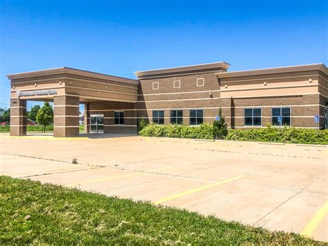 1900 E 23rd Ave, Hutchinson, KS 67502 | LoopNet