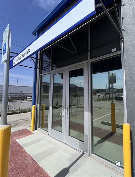 BIRZI – Glass and Aluminum Solutions