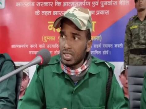 Three Naxals surrender in Jharkhand's Dumka