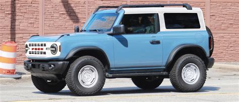 2023 Bronco Heritage Edition - Robin's Egg Blue (With White Grille, Wheels, & Roof) | Bronco6G ...