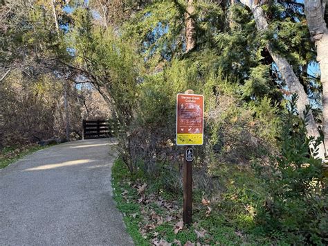 All About the Blackberry Farm in Cupertino - Seb Frey, Silicon Valley ...