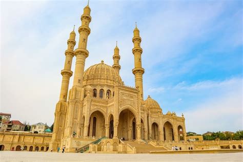 Heydar Mosque | Baku - What to Expect | Timings | Tips - Trip Ideas by ...