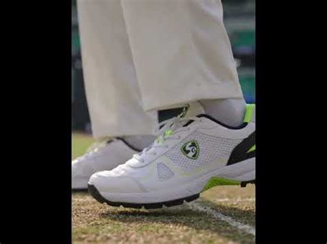 SG SCORER 6.0 Sports Shoe Design for Performance on the Field - White ...