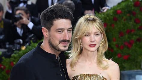 Carey Mulligan está embarazada de su tercer hijo con su marido, Marcus Mumford