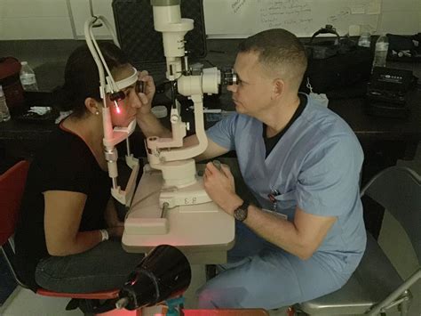BAMC optometry resident helps provide free vision care in Texas valley ...
