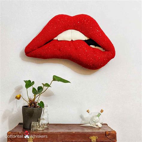Rocky Horror Lips Crochet Pattern | Cottontail & Whiskers