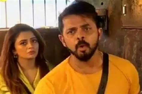 Vivek Agnihotri Hits Back At Tanushree Dutta, Sreesanth Is The Lowest ...