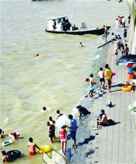 夏天到了武汉这些地方极易溺水 游泳戏水请远离_大楚网_腾讯网