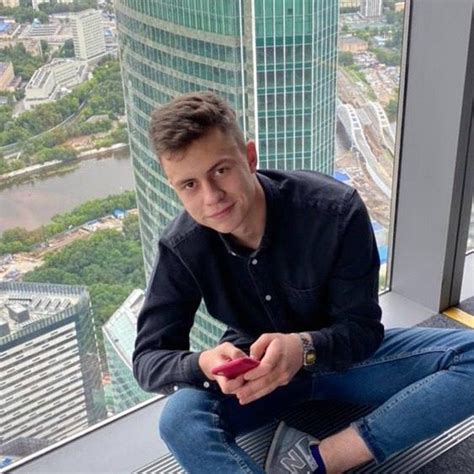 Получи Telegram-специальность и собери портфолио на обучении! — Teletype