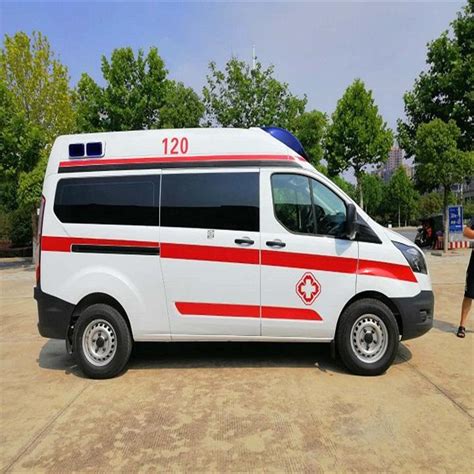 咸阳私人120救护车出租公司：实时**
