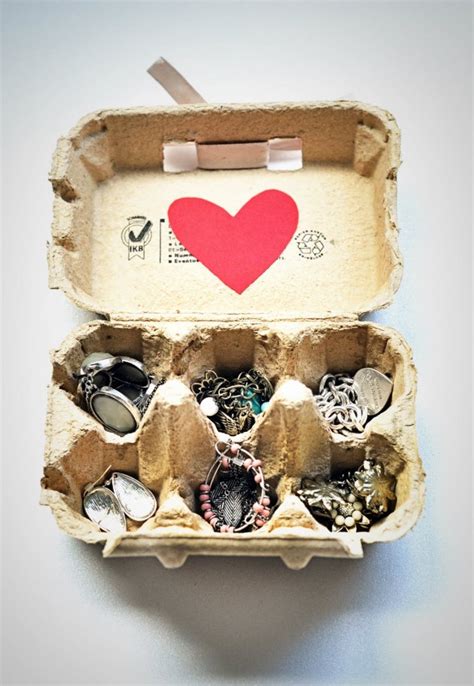 15 Fascinating DIY Jewelry Box Ideas