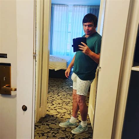 Man with ‘world’s biggest penis’ reveals he can’t wear tight clothes ...