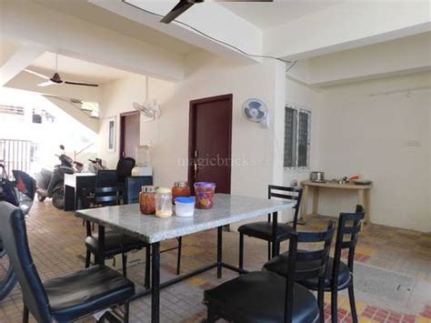 Srinidhi men's hostel PG in APHB Colony Old Malakpet Near Vogo station ...
