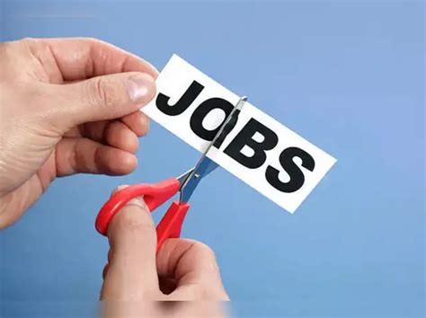 US federal workers face mass furloughs as shutdown enters second week ...