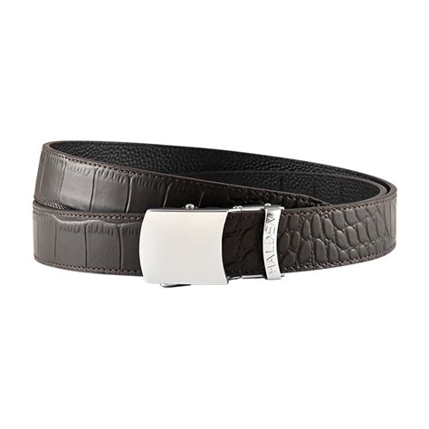 Daven Brown with vintage Buckle