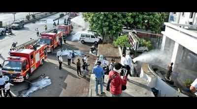 Two more test positive in city, one has no travel history | Surat News ...