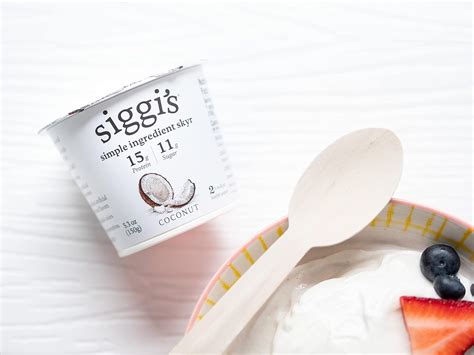 Siggis Yogurt 2 Coconut 53 oz paquete de 1 – Yaxa Colombia