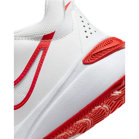 White and red basketball shoes new arrivals