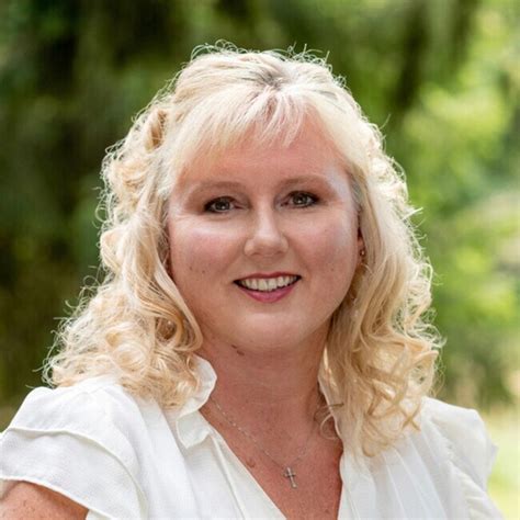 Julie Backman | Real Estate Agent in Cottage Grove, OR - Homes.com
