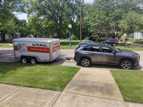 Towing UHaul 6x12 ・ popular.pics ・ Viewer for Reddit