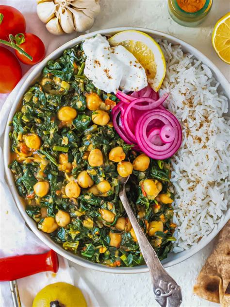 Quick & Healthy Chana Saag: Chickpea Spinach Curry - The Plant Based School