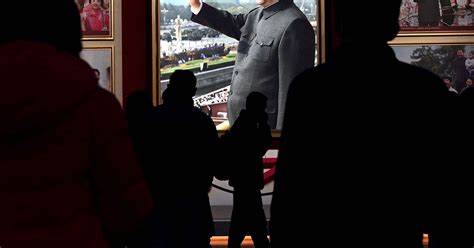 Xi Jinping’s Leadership Style: Micromanagement That Leaves Underlings ...