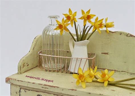 Making Dollhouse Miniatures Free Tutorials 的图像结果