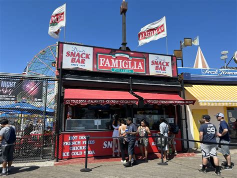 Are Dogs Allowed On Coney Island Boardwalk