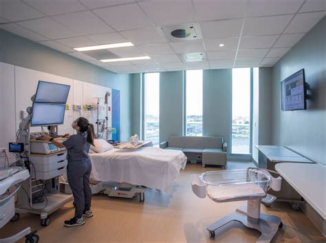 Jackson West Medical Center Doral Campus - Architectures - Jidipi