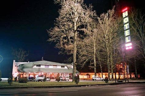 PLUS HOTEL KUNJEVCI (Vinkovci) - Hotel Reviews & Photos - Tripadvisor