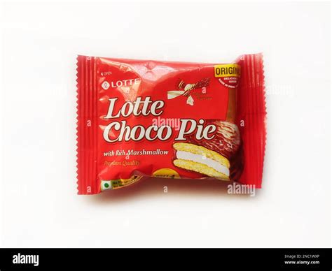 Lotte Choco Pie in white isolated background Stock Photo - Alamy