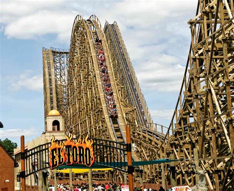 The 10 Best Wooden Roller Coasters in America