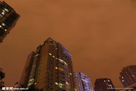 居民小区高楼夜景摄影图__建筑摄影_建筑园林_摄影图库_昵图网nipic.com