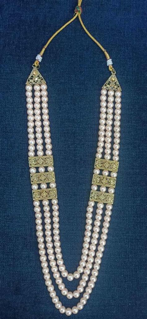 Rent Peach Three Dashes Maala – Elegant & Regal