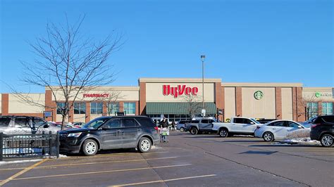 HY-VEE GROCERY STORE - 1914 8th St, Coralville IA - Hours, Directions ...