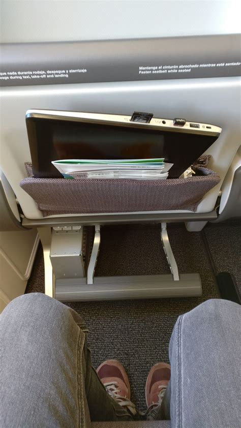 Flight Review: LEVEL Airlines IB 2622 Premium Economy OAK-BCN ...