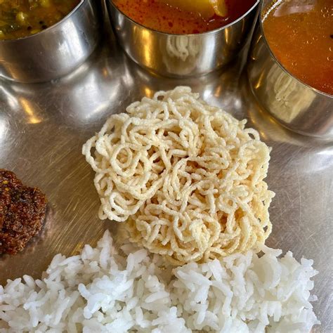 Garlic Oma Podi Vadam - 200 gms - very fragile – Mylapore Kitchens