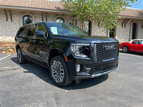 Used 2023 GMC Yukon XL DENALI ULTIMATE 4WD DURAMAX DIESEL For Sale (Sold) | Auto Collection ...