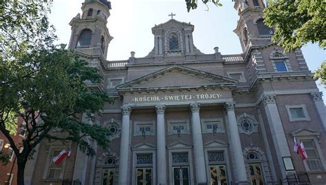 Holy Trinity Polish Catholic Church, Chicago - Tripadvisor