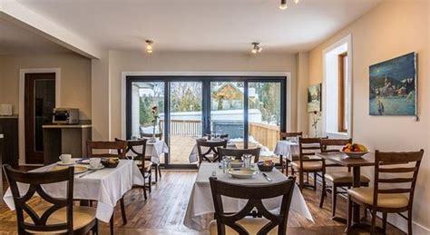 AUBERGE SAUVIGNON (Mont Tremblant, Quebec) - Hotel Reviews, Photos ...