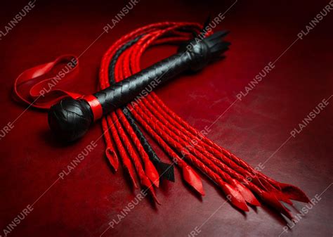 Cat O Nine Tails With Weaving Leather Flogger BDSM Whip Fetish Flog ...