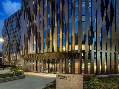 𝗧𝗛𝗘 𝟭𝟬 𝗕𝗘𝗦𝗧 Hotels in London of 2025 (with Prices)